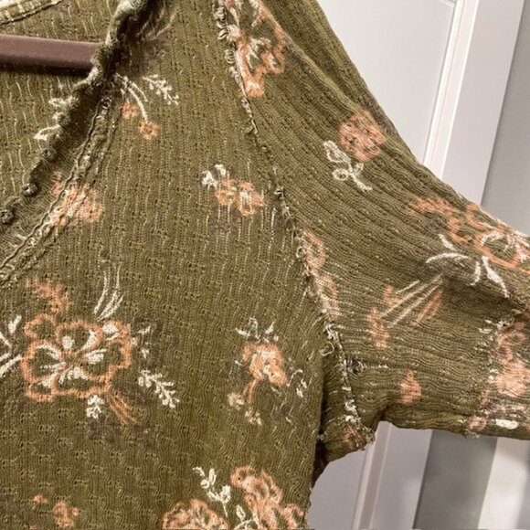 Free People We The Free Clover Floral Long Sleeve Thermal Shirt Size Large Green - Picture 15 of 16